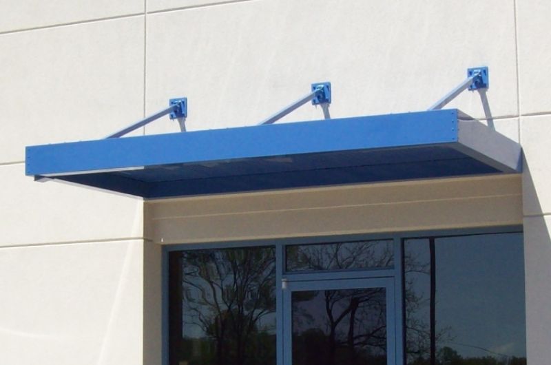 Example of extruded fascia on suspended metal canopy