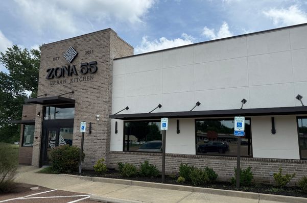 Suspended Metal Canopy at Zona 55 Restaurant in Senatobia MS
